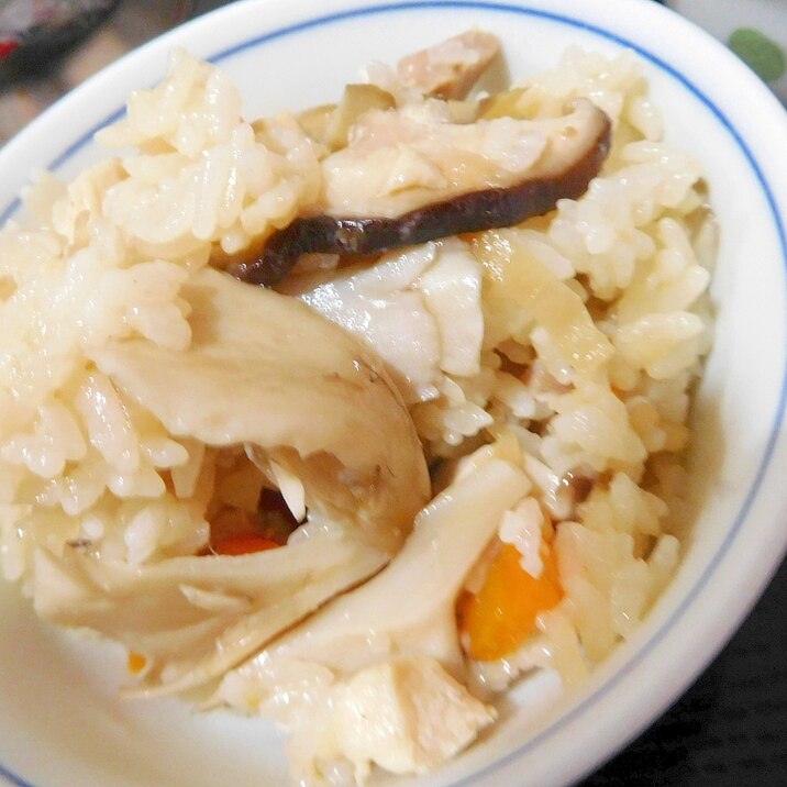 キノコの炊き込みご飯